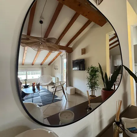 Dans Standing ポルトヴェッキオ